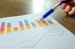 Piloter sa collectivité en début de mandature : finances, RH et politiques publiques à l’ère de la donnée Piloter sa collectivité en début de mandature : finances, RH et politiques publiques à l’ère de la donnée