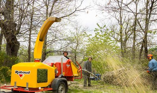 Un broyeur de végétaux mobile pour le territoire "Des Cévennes au mont Lozère" (48)