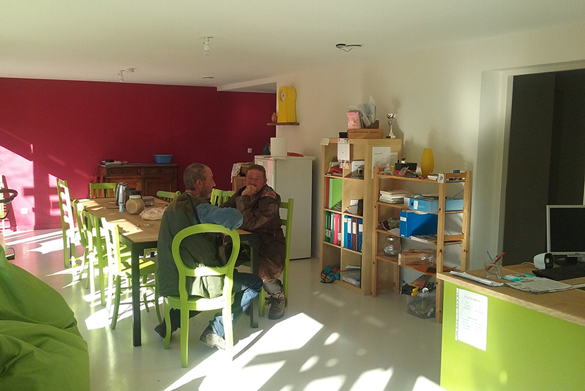 Projet réussi de logements pour les grands errants dans l'agglomération d'Aix-en-Provence (13)